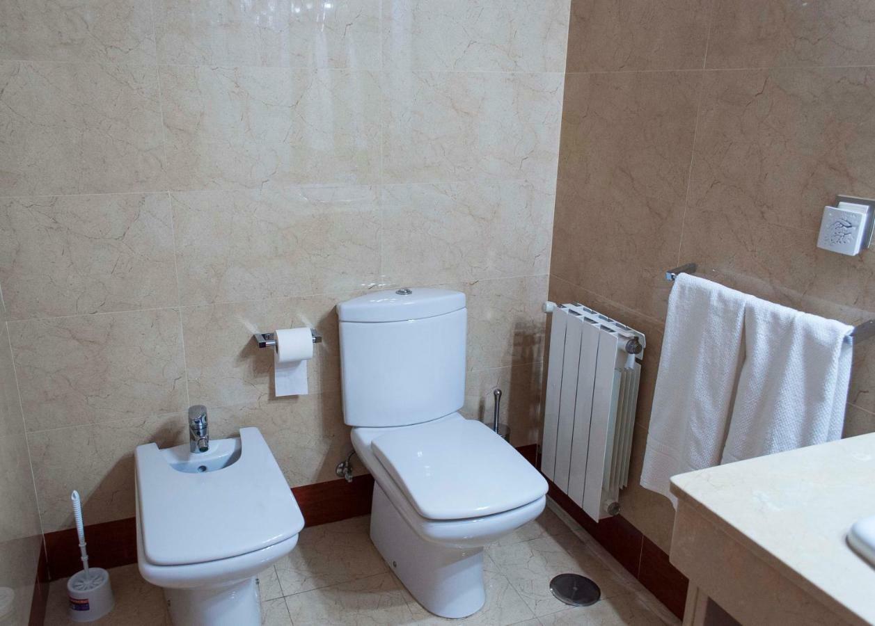 Apartamento Centrico Con Parking Privado Кордоба Екстериор снимка
